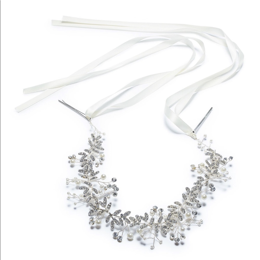 Wedding hair accessory